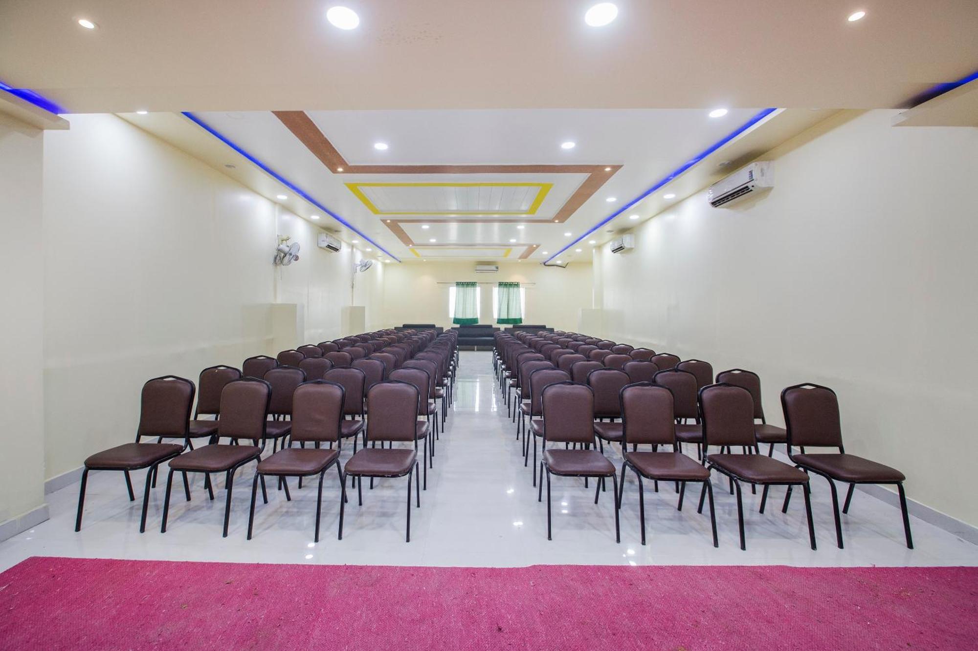Hotel O Palak Residency Near Erragadda Metro Station Hyderabad Ngoại thất bức ảnh