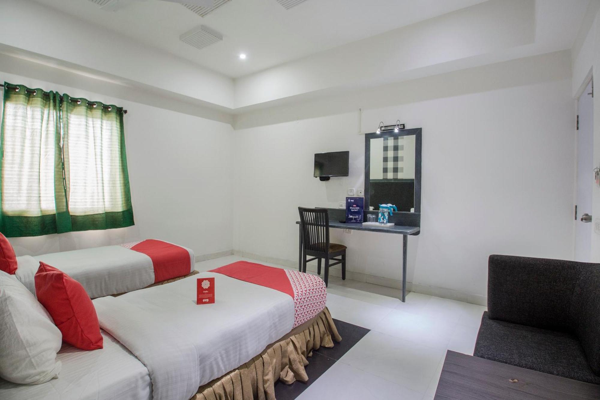 Hotel O Palak Residency Near Erragadda Metro Station Hyderabad Ngoại thất bức ảnh