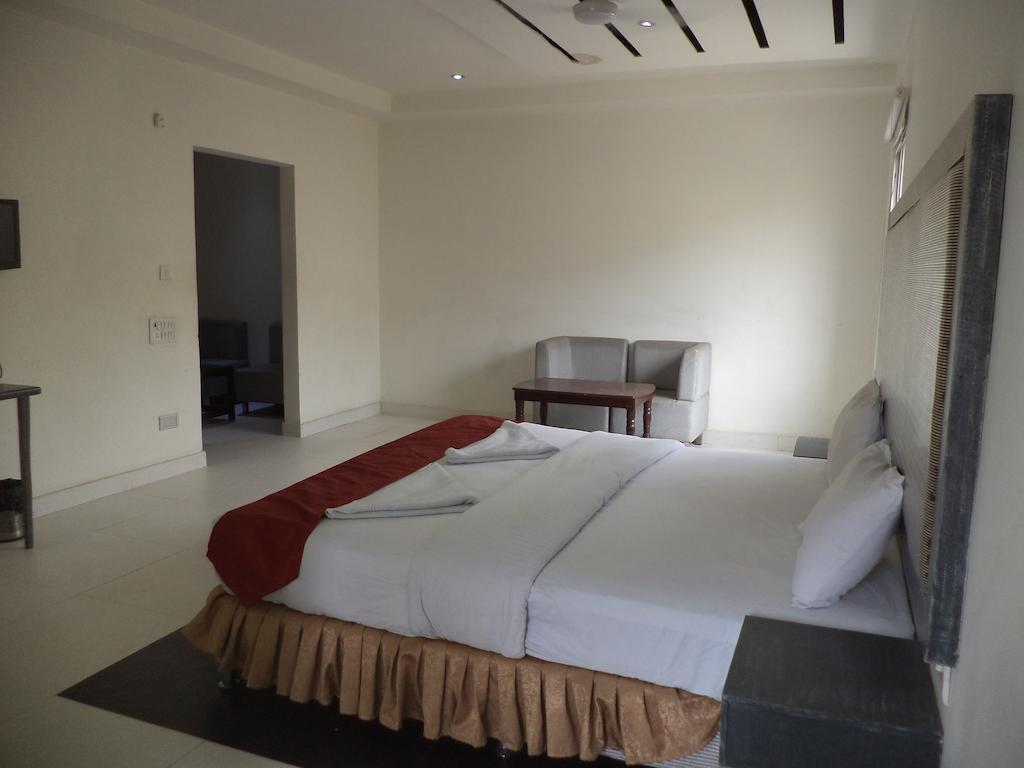 Hotel O Palak Residency Near Erragadda Metro Station Hyderabad Phòng bức ảnh