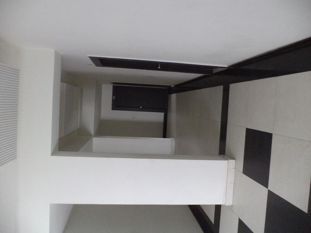Hotel O Palak Residency Near Erragadda Metro Station Hyderabad Ngoại thất bức ảnh